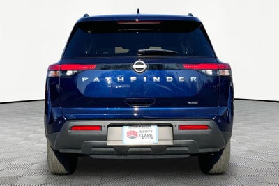 2025 Nissan Pathfinder SV