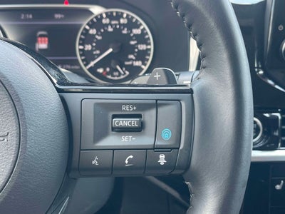 2023 Nissan Pathfinder SL