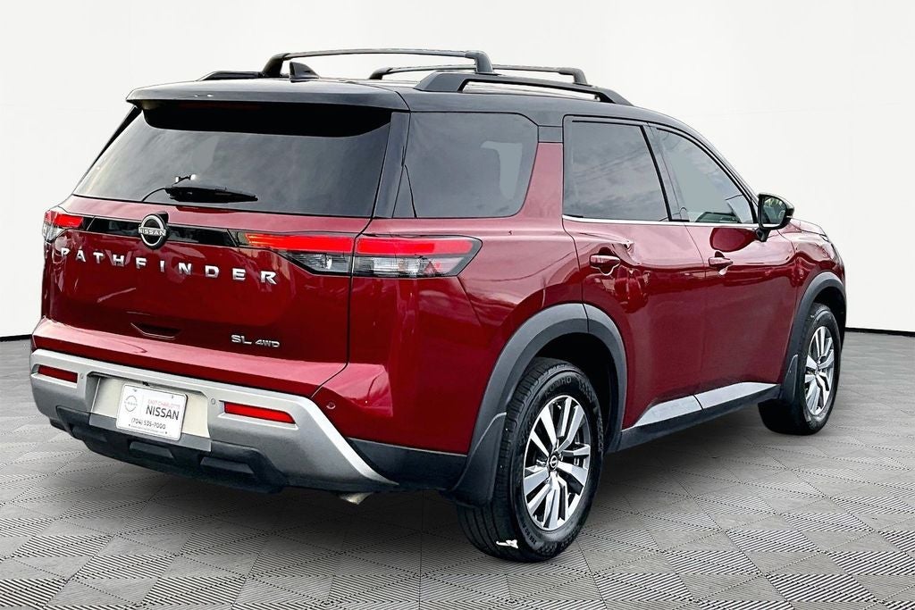 2022 Nissan Pathfinder SL
