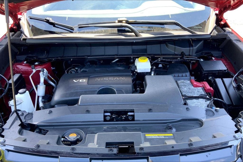 2023 Nissan Pathfinder SL