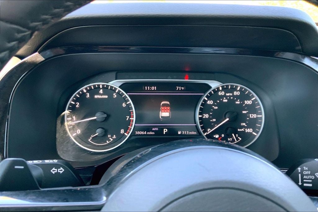 2023 Nissan Pathfinder Platinum