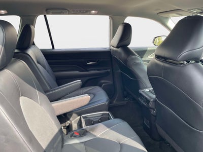 2025 Toyota Grand Highlander XLE