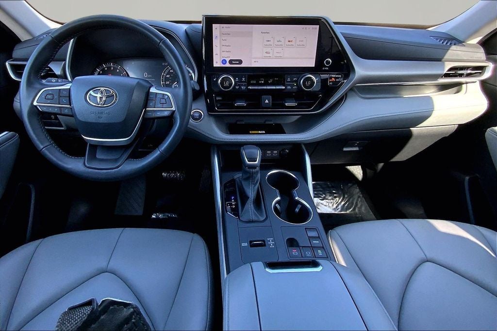 2023 Toyota Highlander XLE