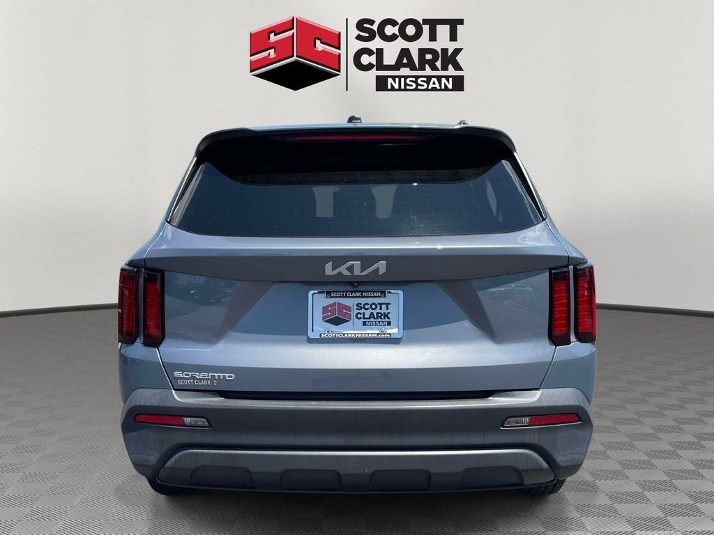 2023 Kia Sorento LX