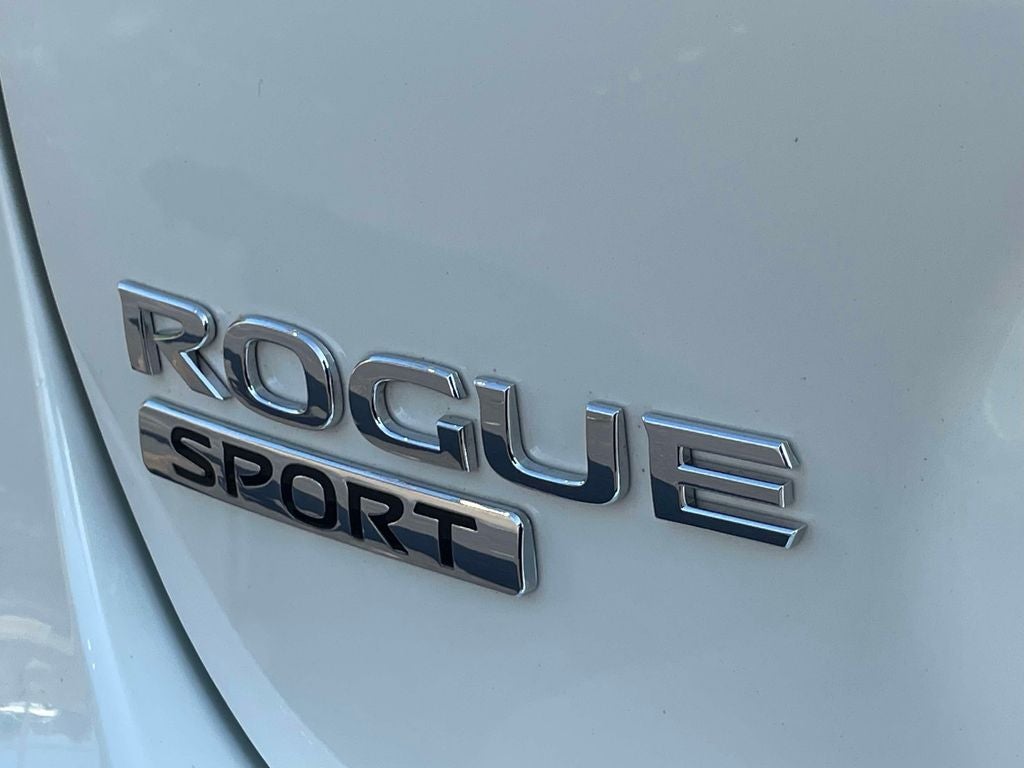 2022 Nissan Rogue Sport SL