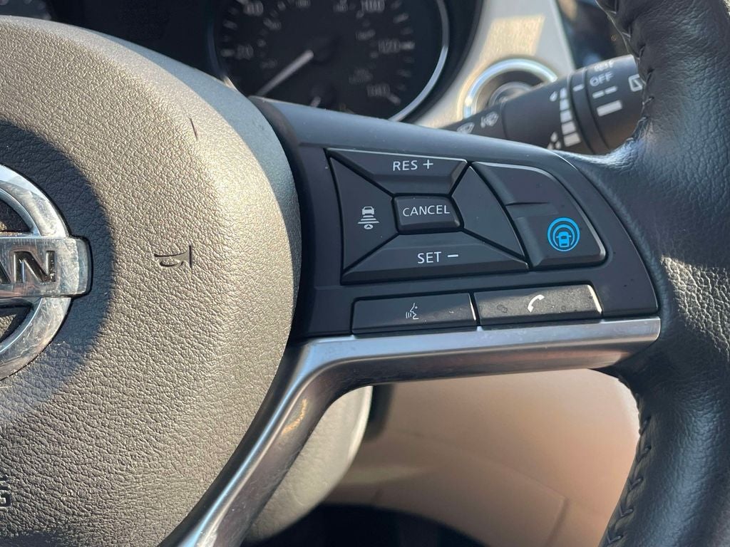 2022 Nissan Rogue Sport SL
