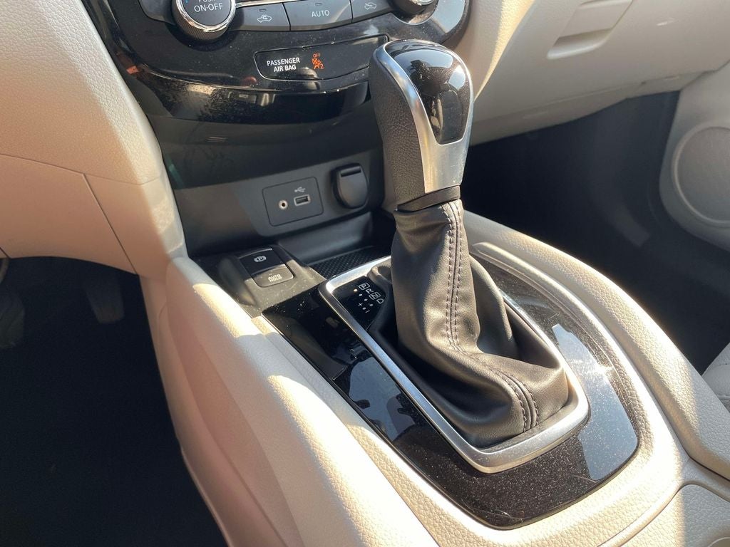 2022 Nissan Rogue Sport SL