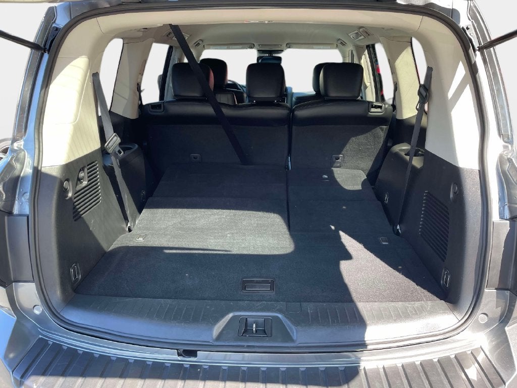 2024 Nissan Armada SV