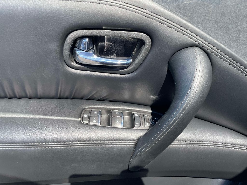 2024 Nissan Armada SV
