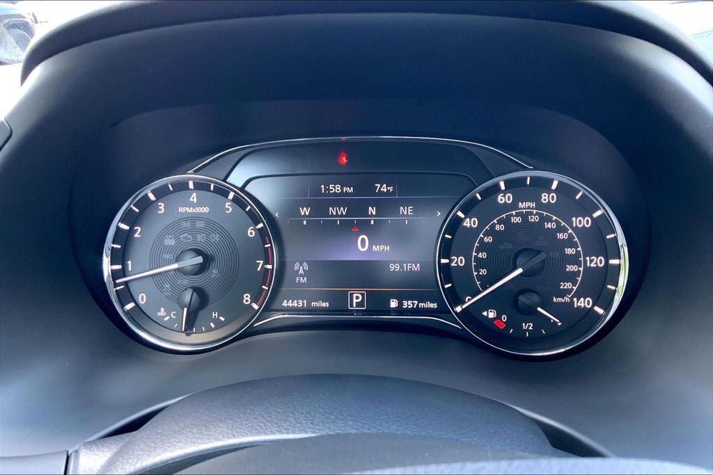 2024 INFINITI QX80 LUXE