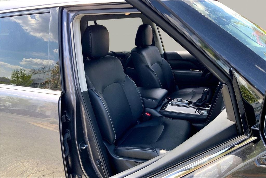 2024 INFINITI QX80 LUXE