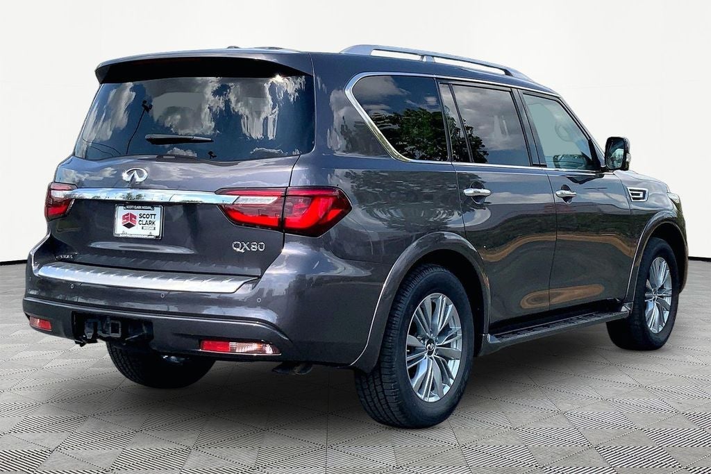 2024 INFINITI QX80 LUXE