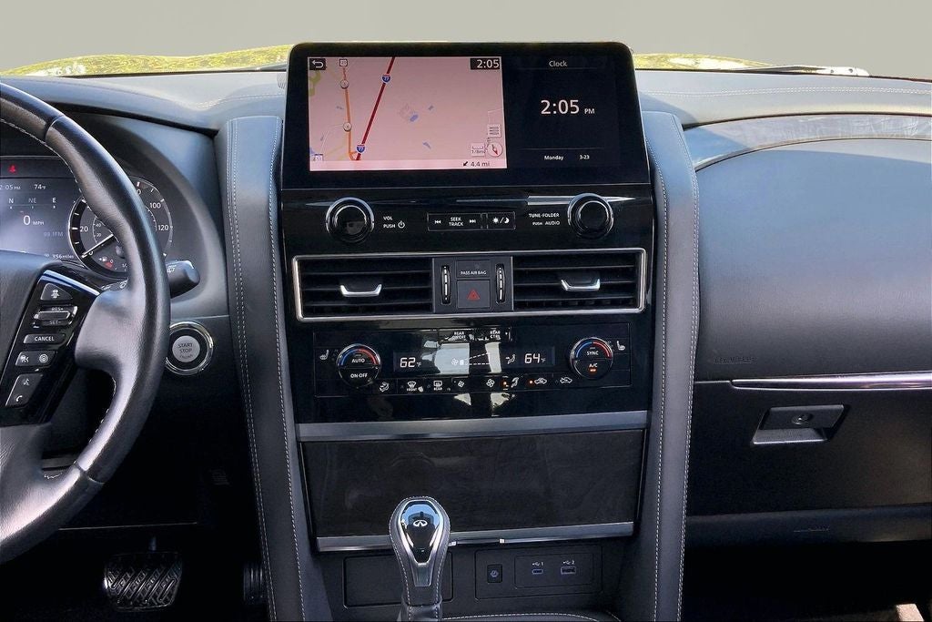 2024 INFINITI QX80 LUXE