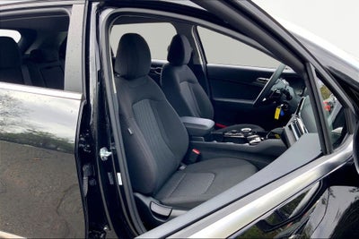 2025 Kia Sportage Hybrid LX