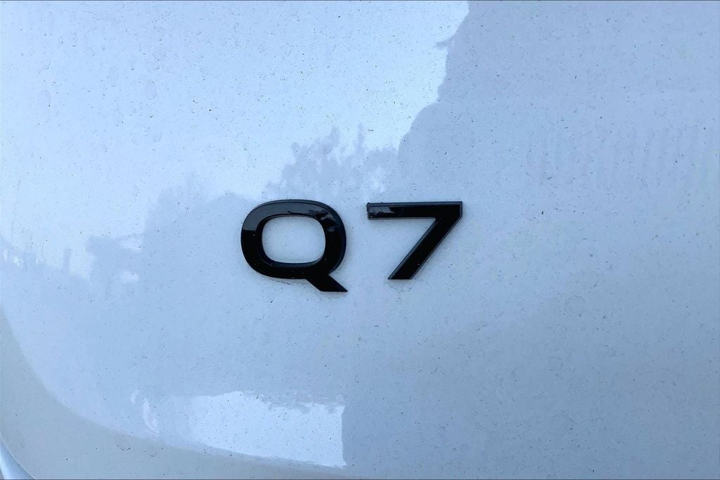 2025 Audi Q7 Premium Plus