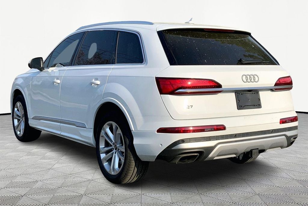 2025 Audi Q7 Premium Plus