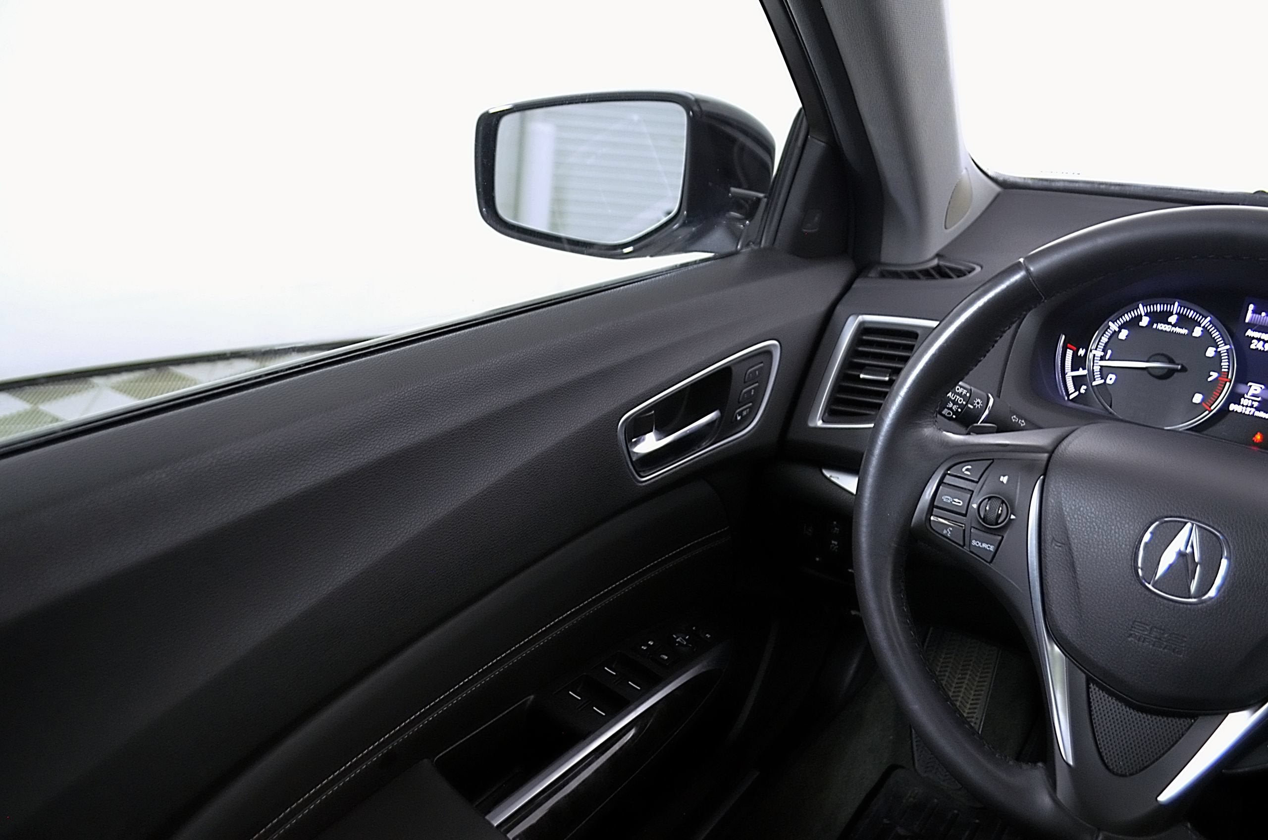 2018 Acura TLX with Technology Pkg