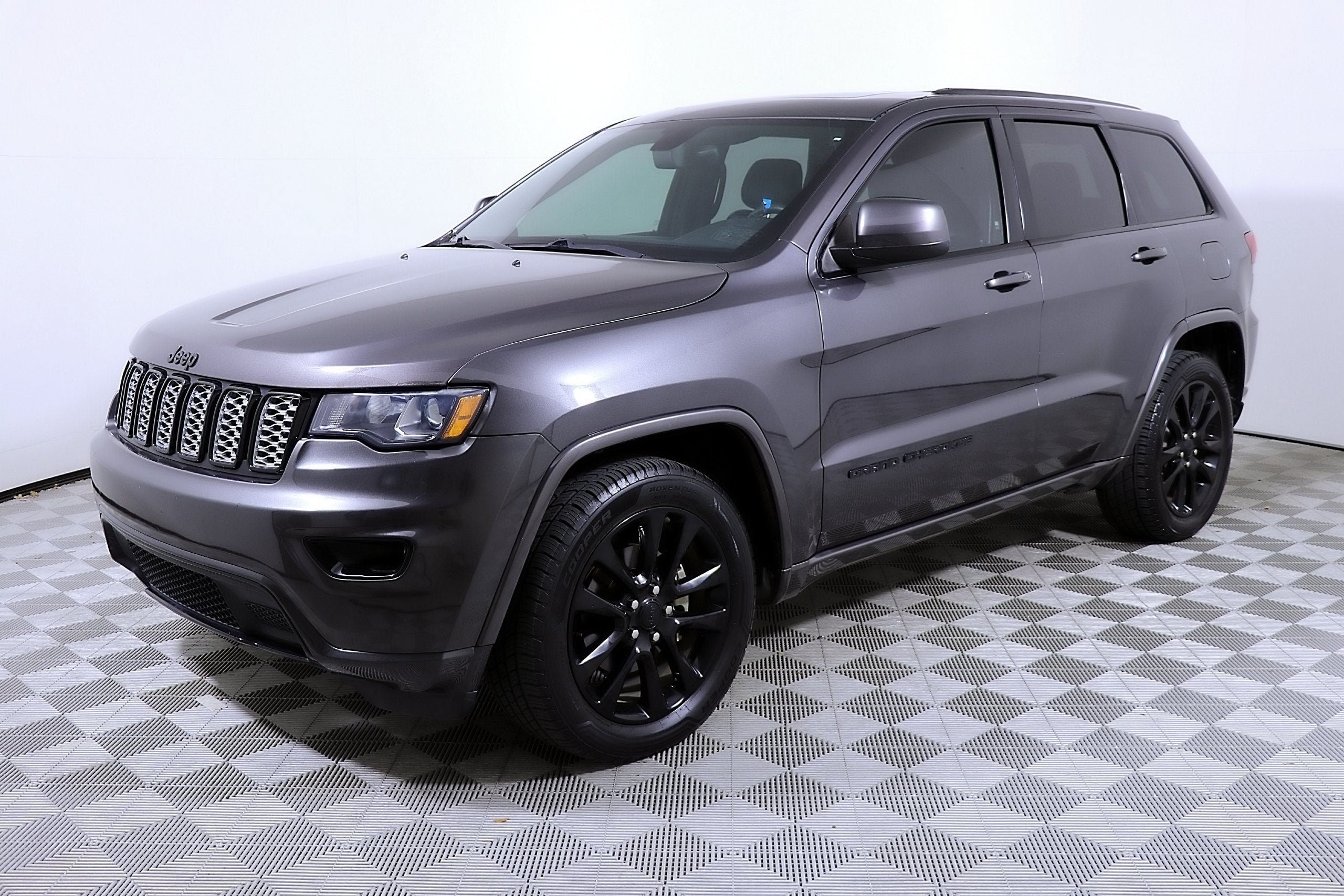 2017 Jeep Grand Cherokee Altitude