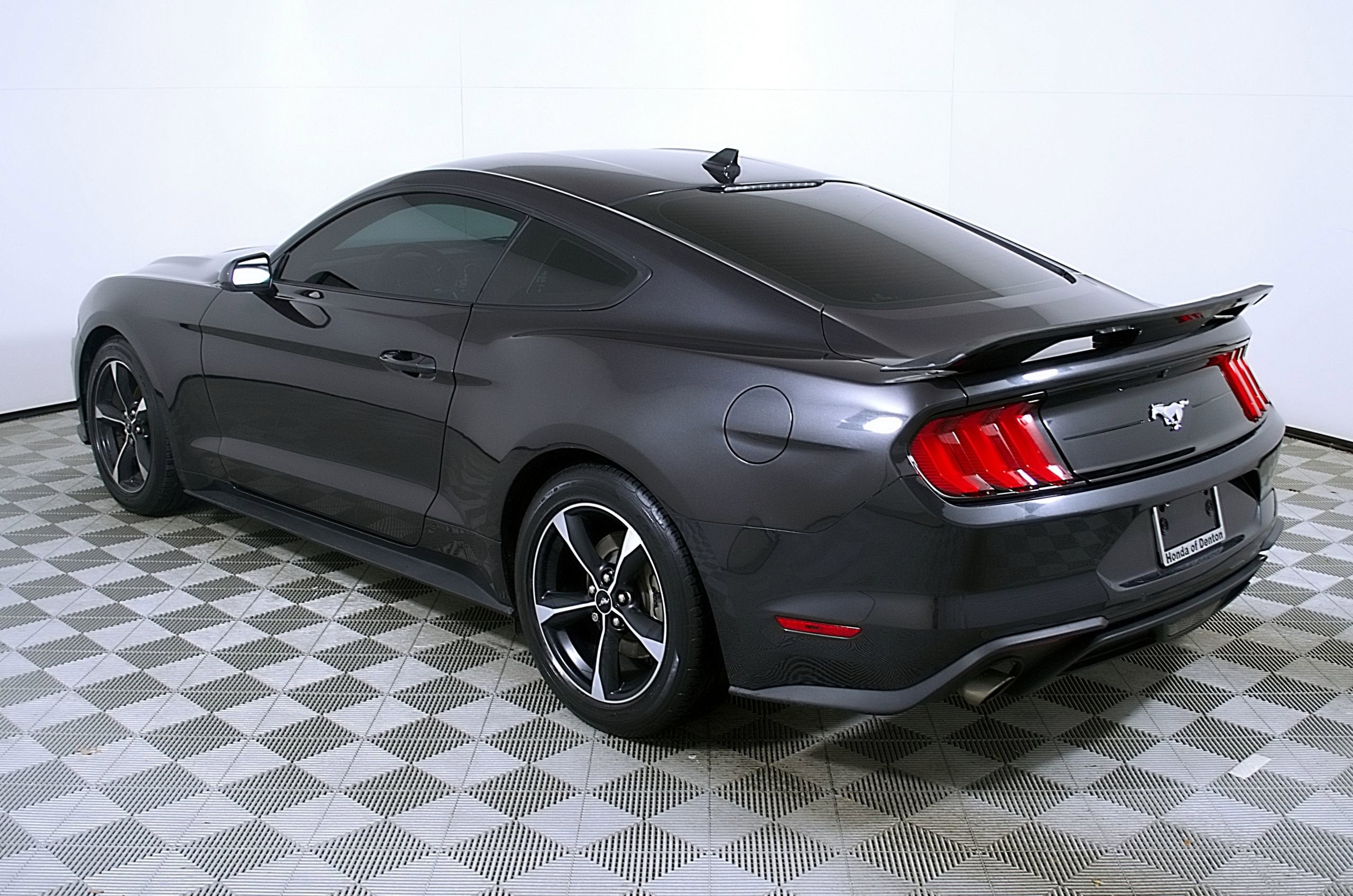 2023 Ford Mustang EcoBoost