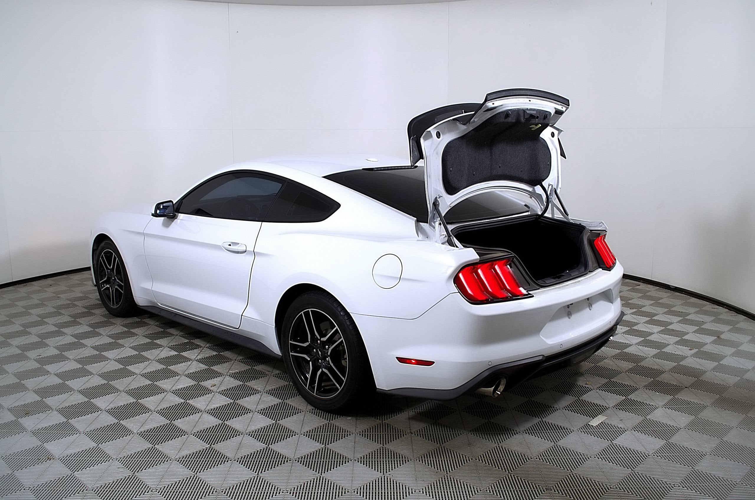 2019 Ford Mustang EcoBoost Premium