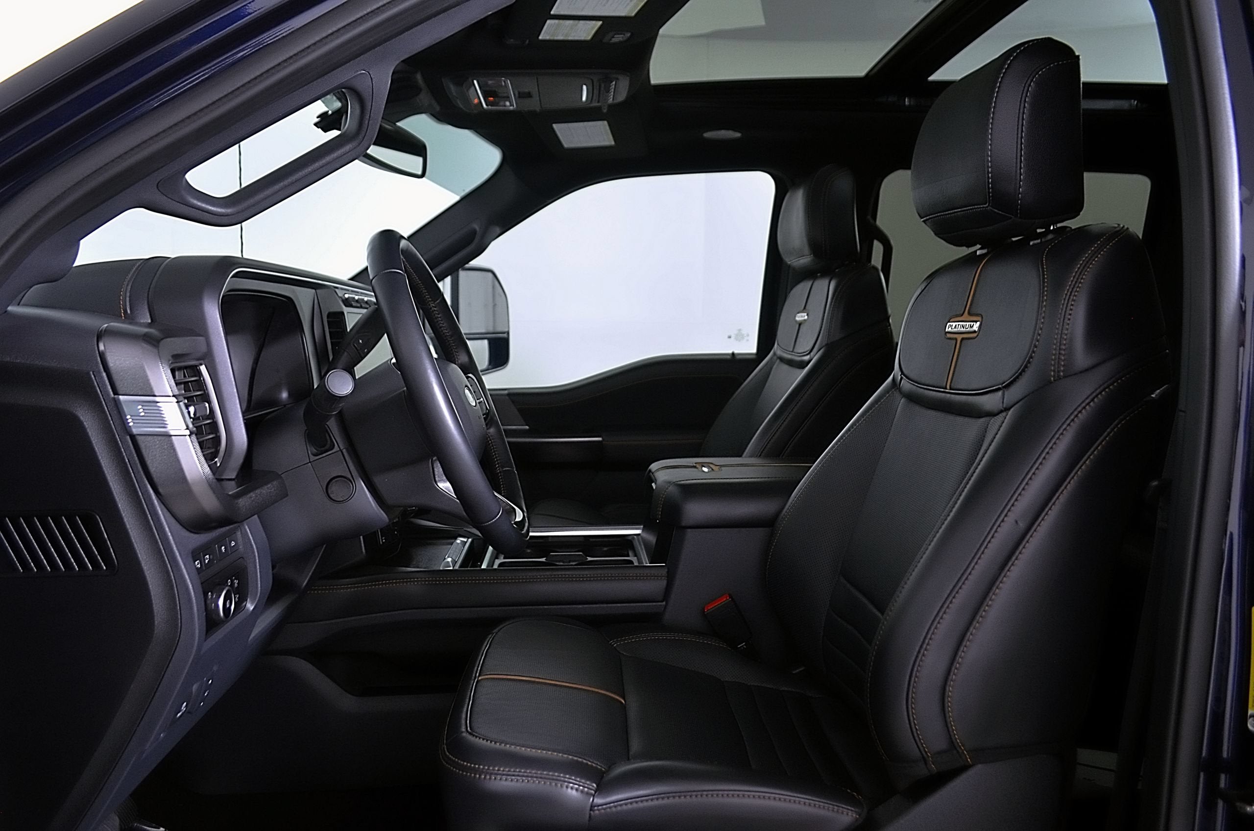 2023 Ford Super Duty F-250 SRW Platinum