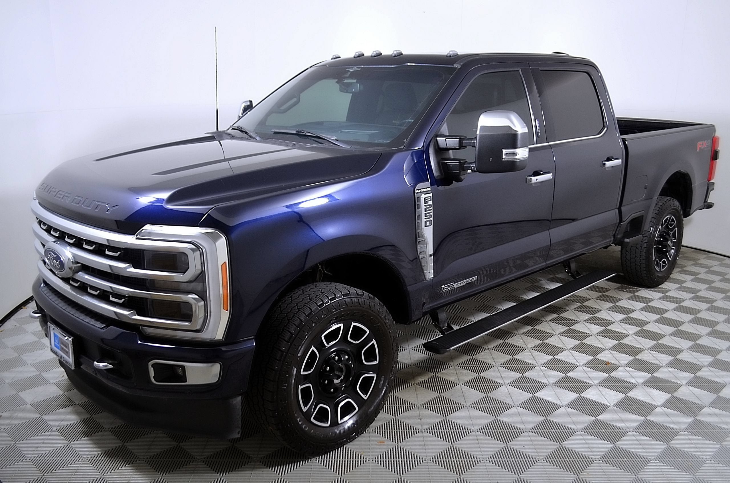 2023 Ford Super Duty F-250 SRW Platinum