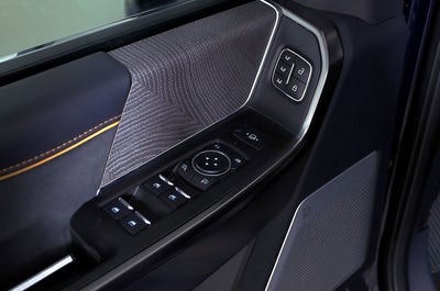 2023 Ford Super Duty F-350 SRW Platinum