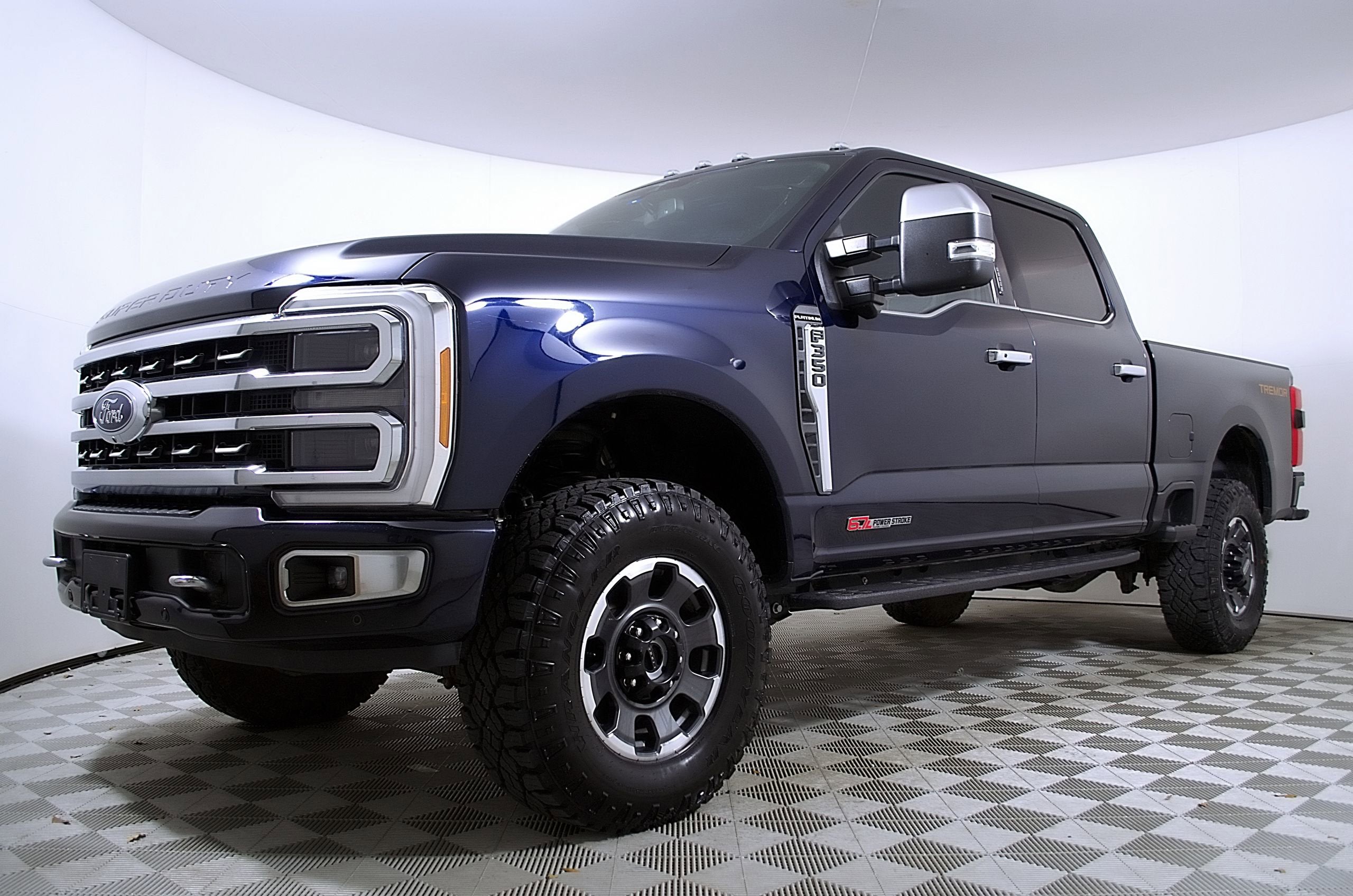 2023 Ford Super Duty F-350 SRW Platinum