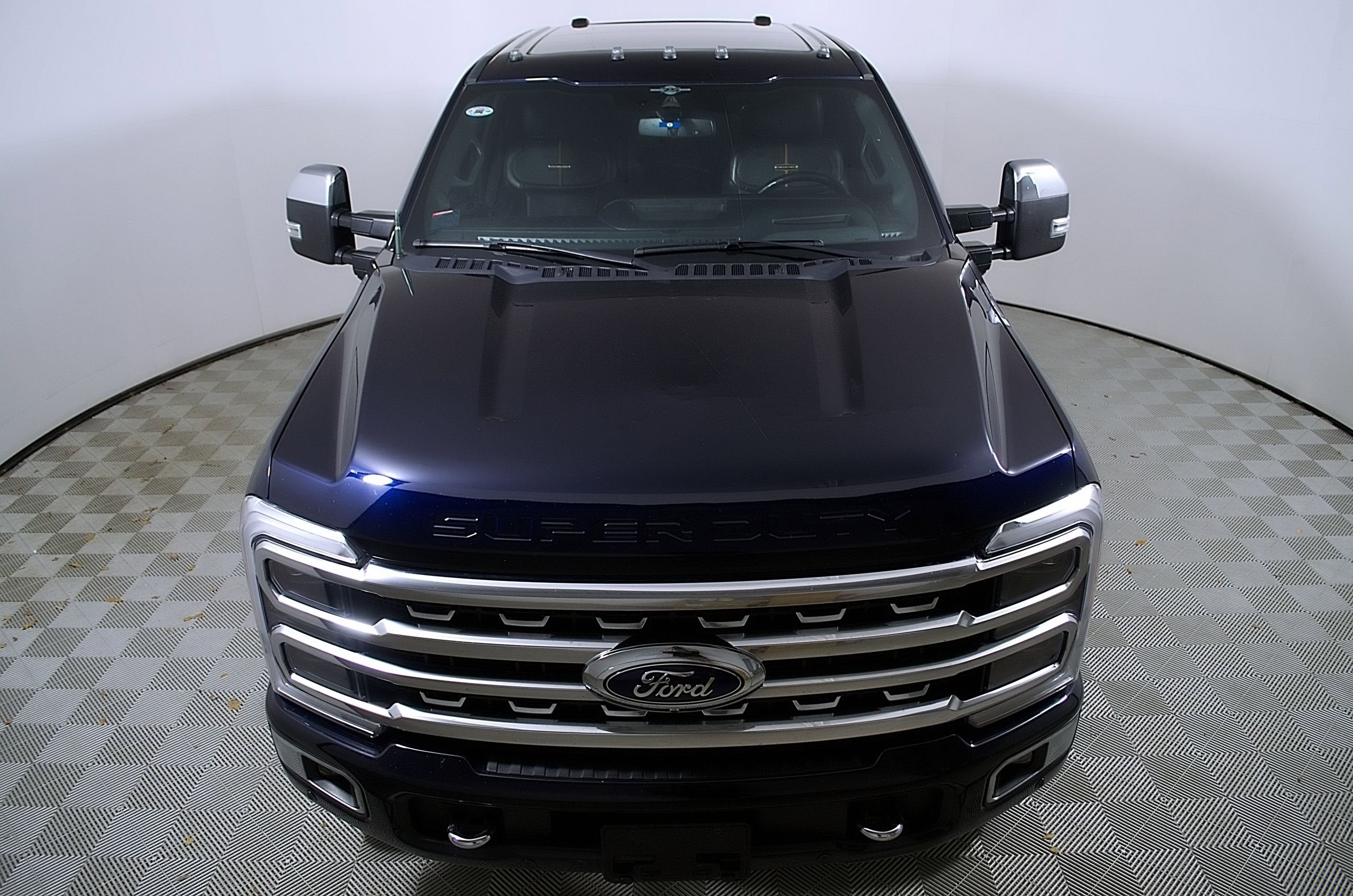 2023 Ford Super Duty F-350 SRW Platinum