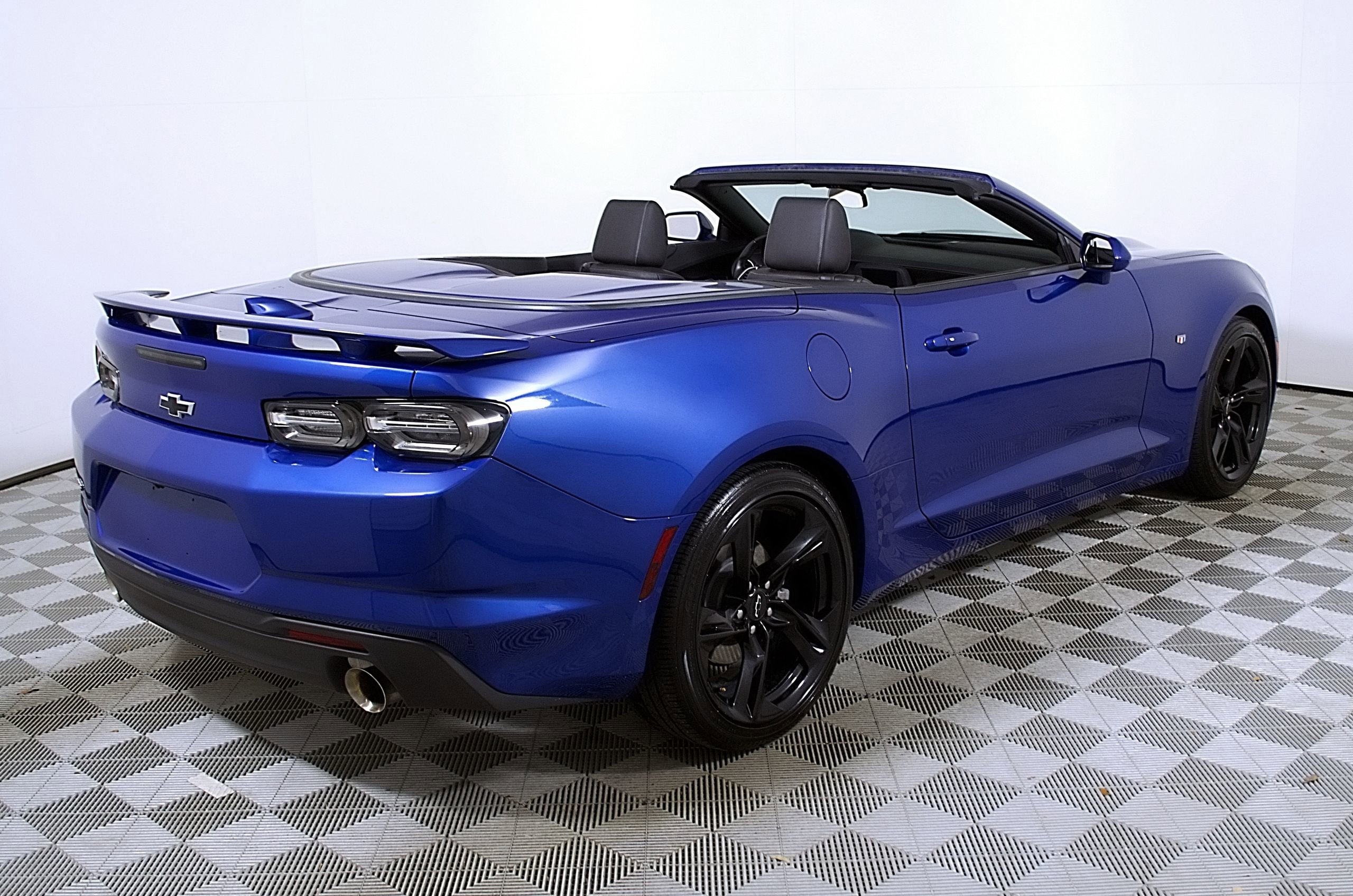 2023 Chevrolet Camaro 2LT