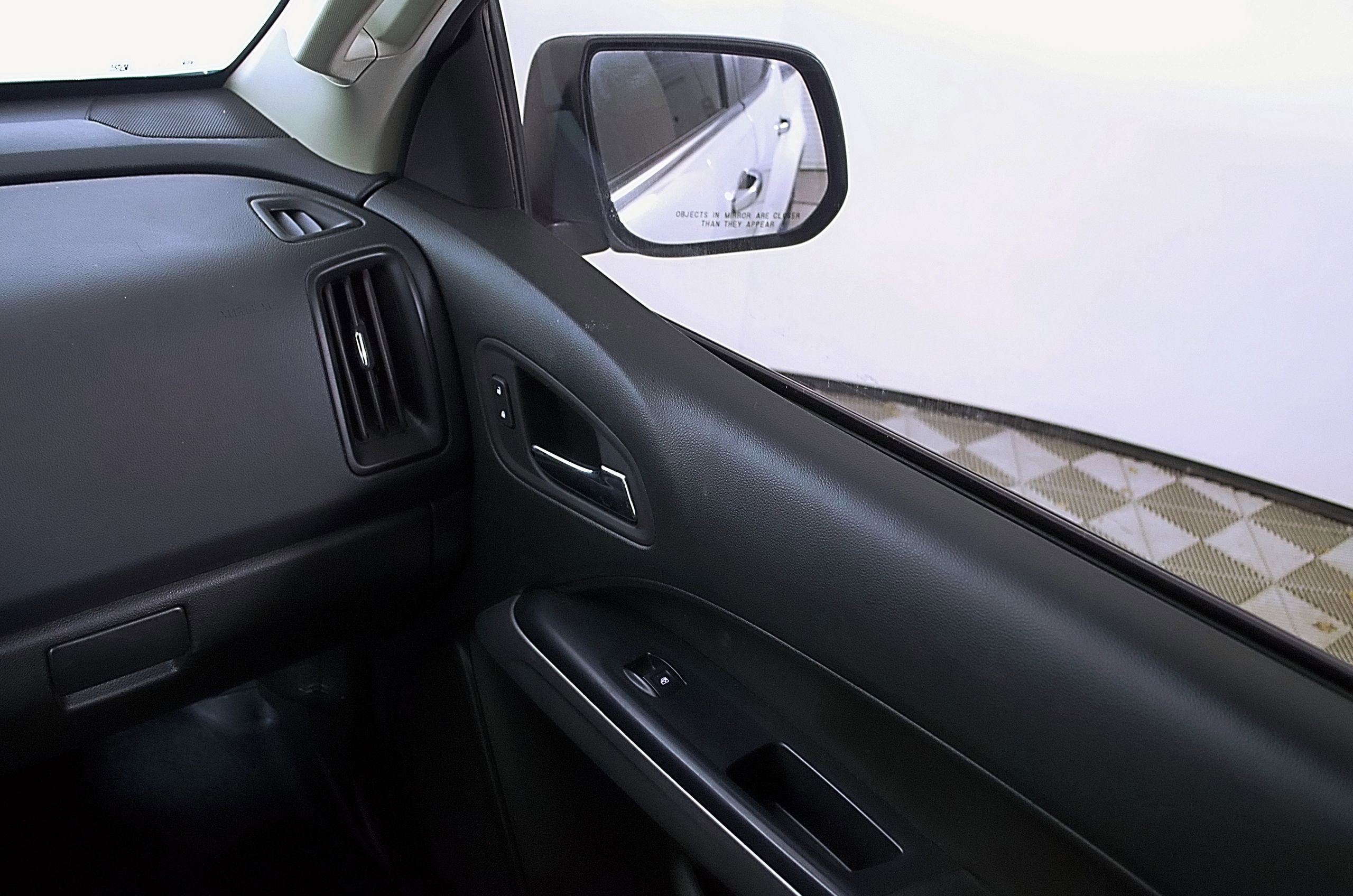 2022 Chevrolet Colorado 2WD LT