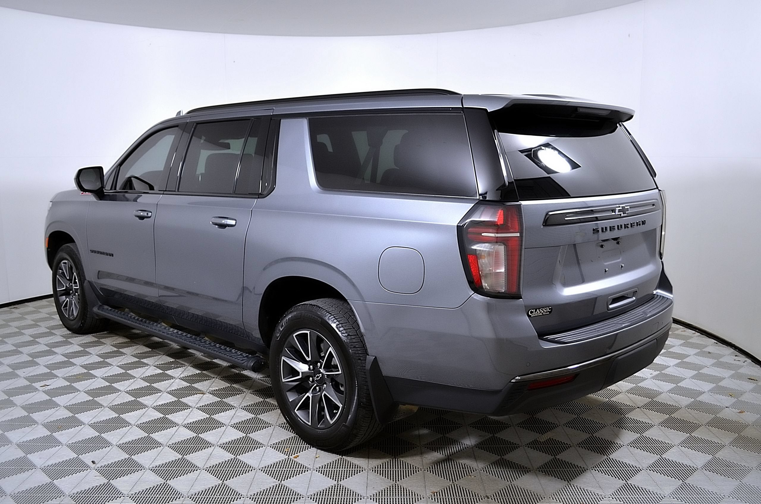 2021 Chevrolet Suburban Z71