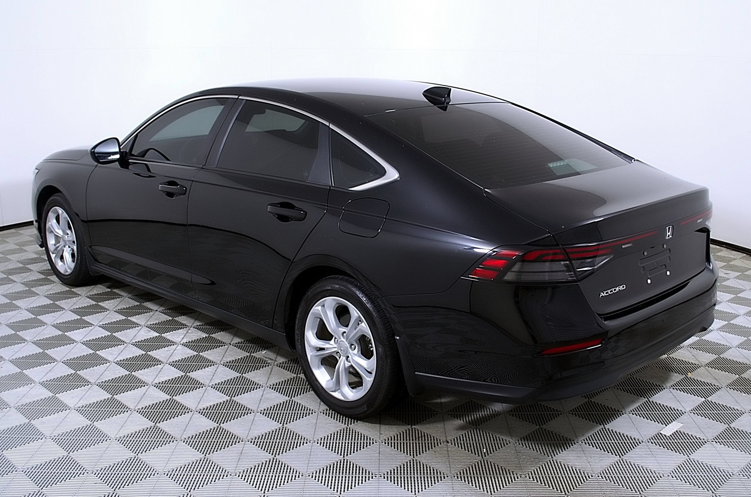 2023 Honda Accord Sedan LX