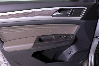 2023 Volkswagen Atlas Cross Sport 3.6L V6 SE with Technology