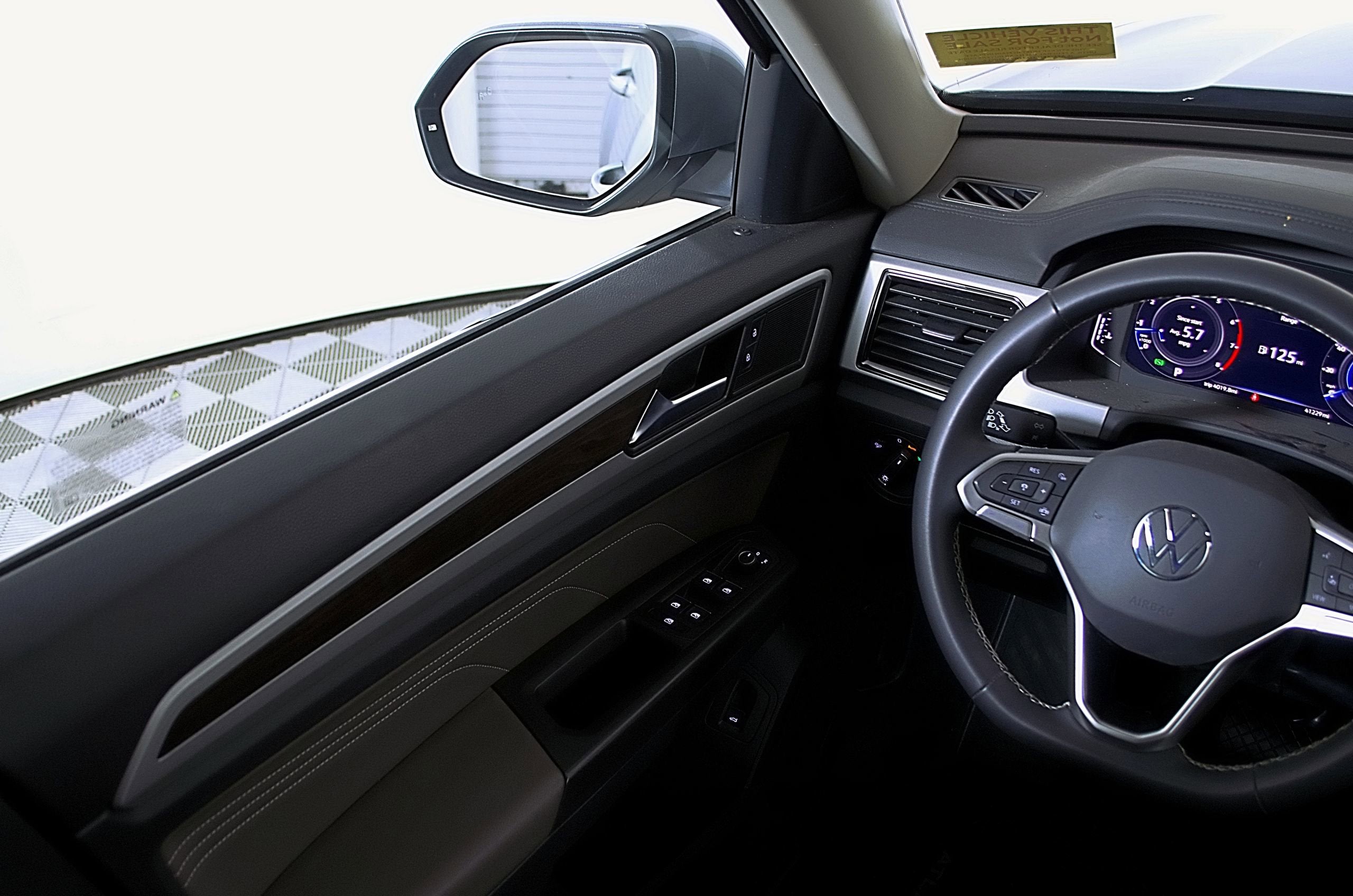 2022 Volkswagen Atlas 2.0T SE with Technology