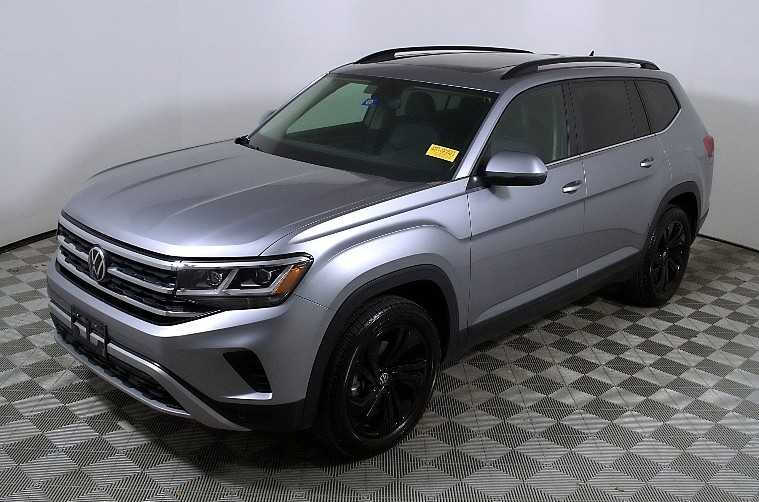 2022 Volkswagen Atlas 2.0T SE with Technology