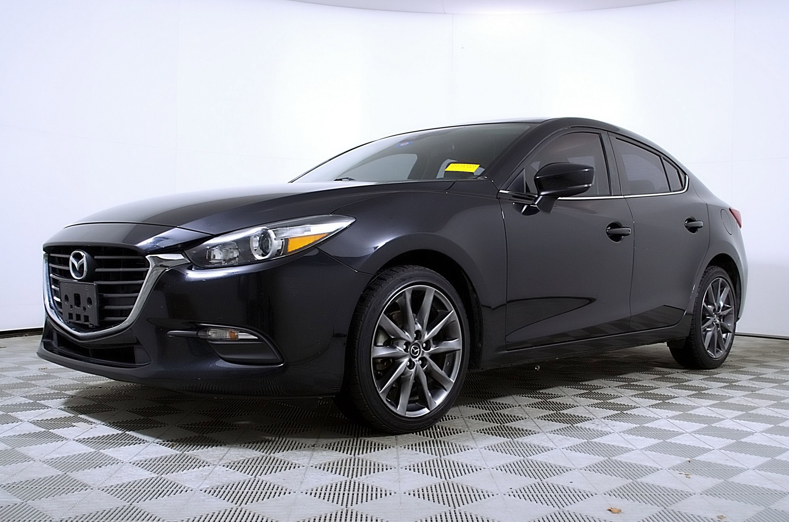 2018 Mazda Mazda3 4-Door Touring