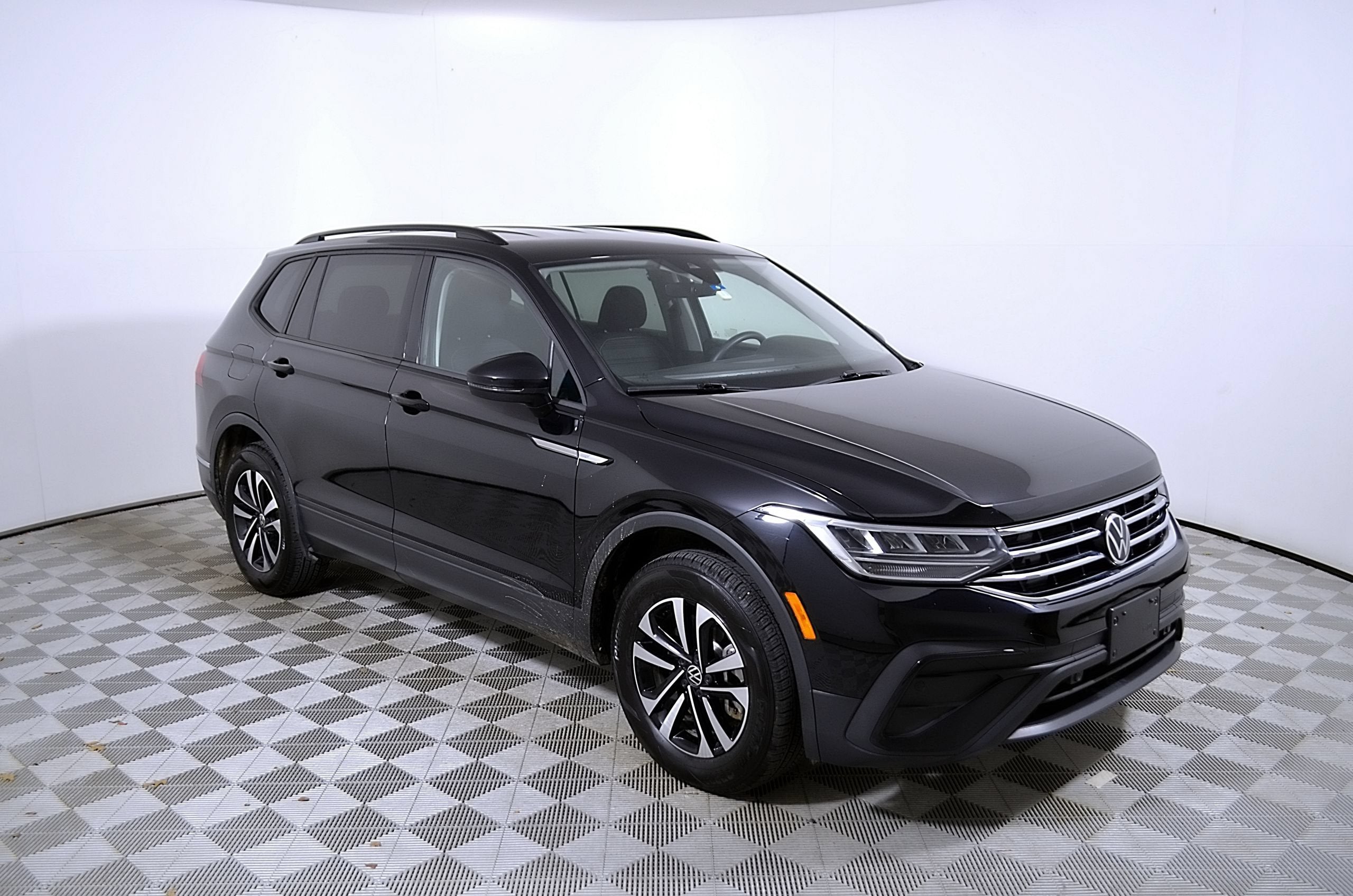 2024 Volkswagen Tiguan S
