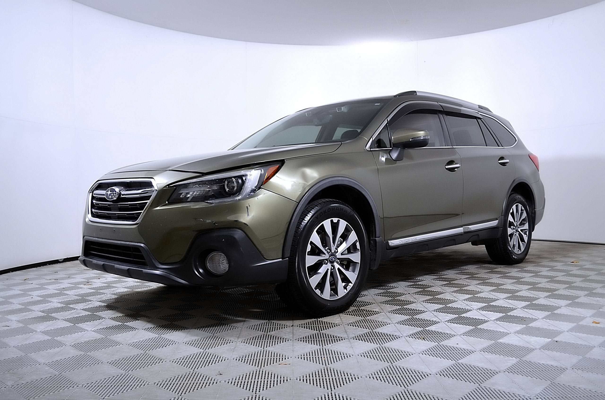 2018 Subaru Outback Touring