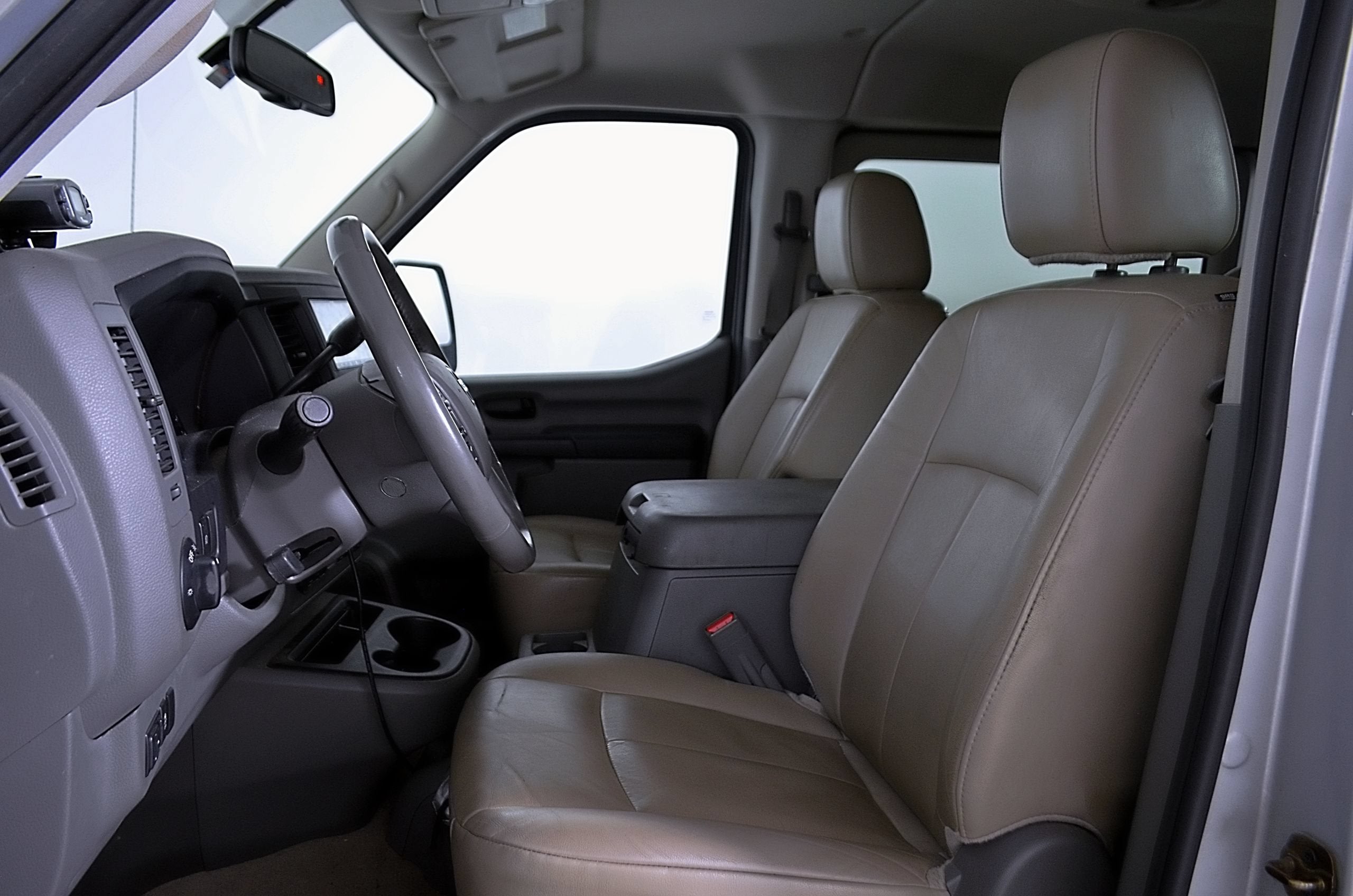 2017 Nissan NV Passenger SL