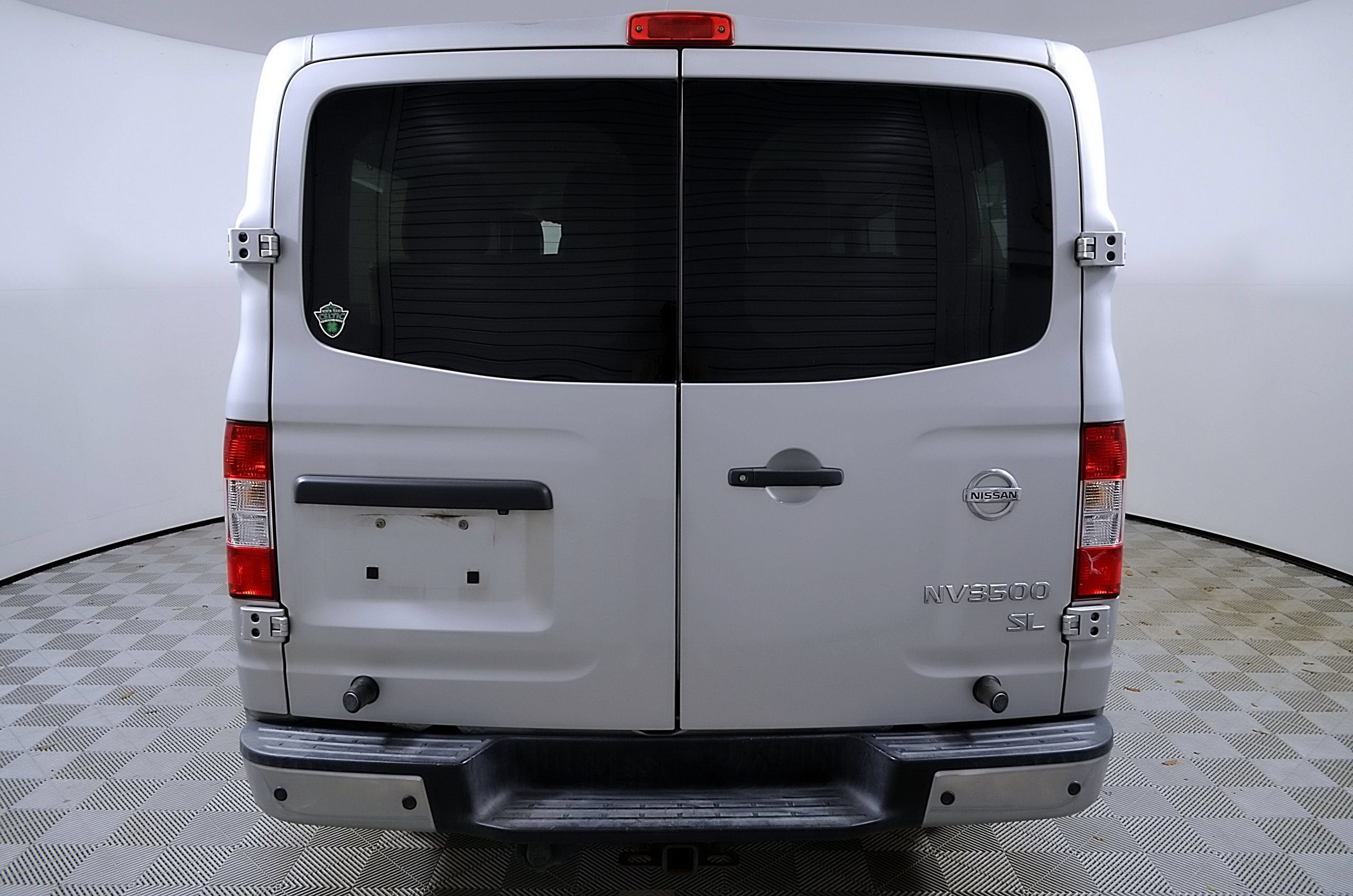 2017 Nissan NV Passenger SL