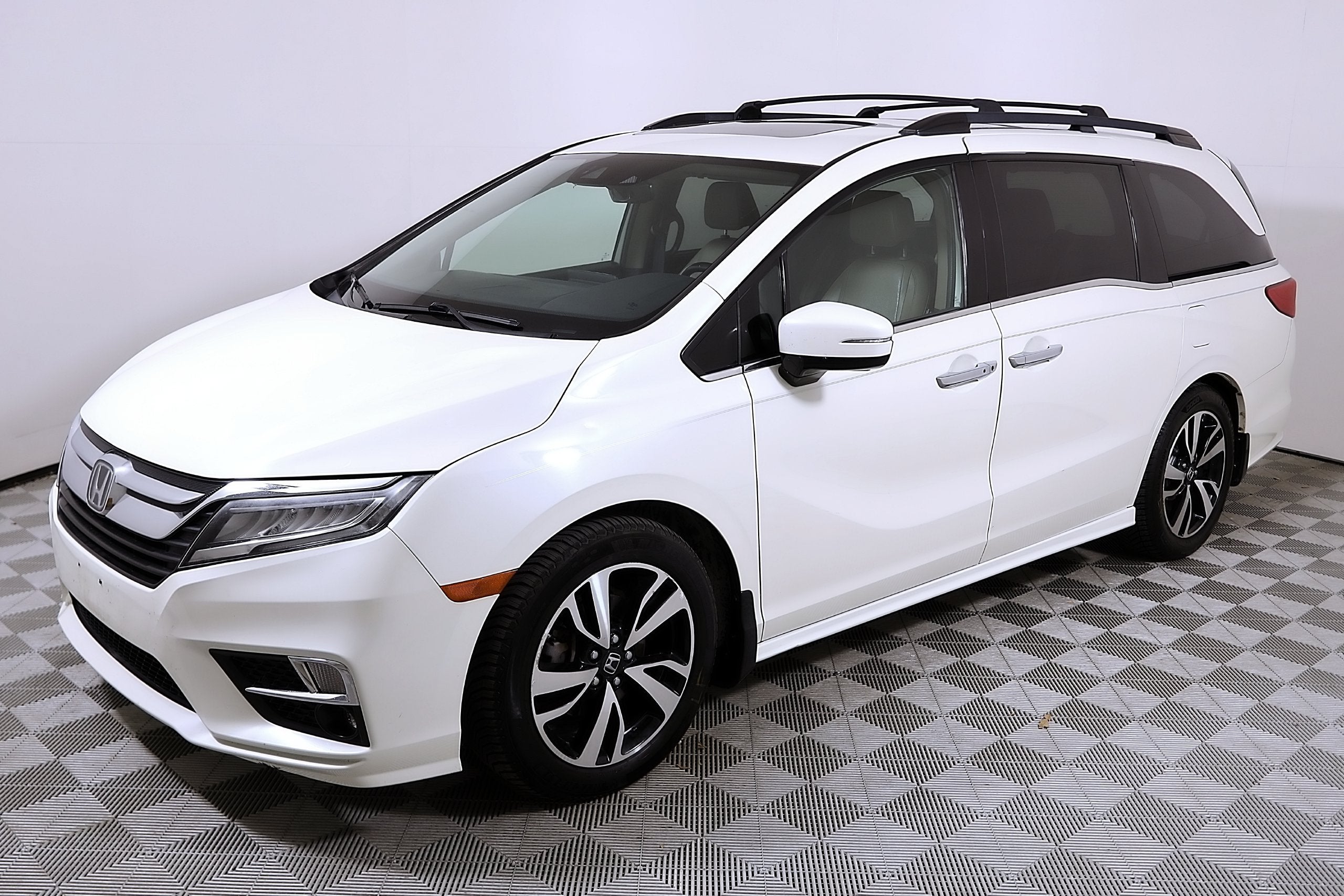 2019 Honda Odyssey Elite
