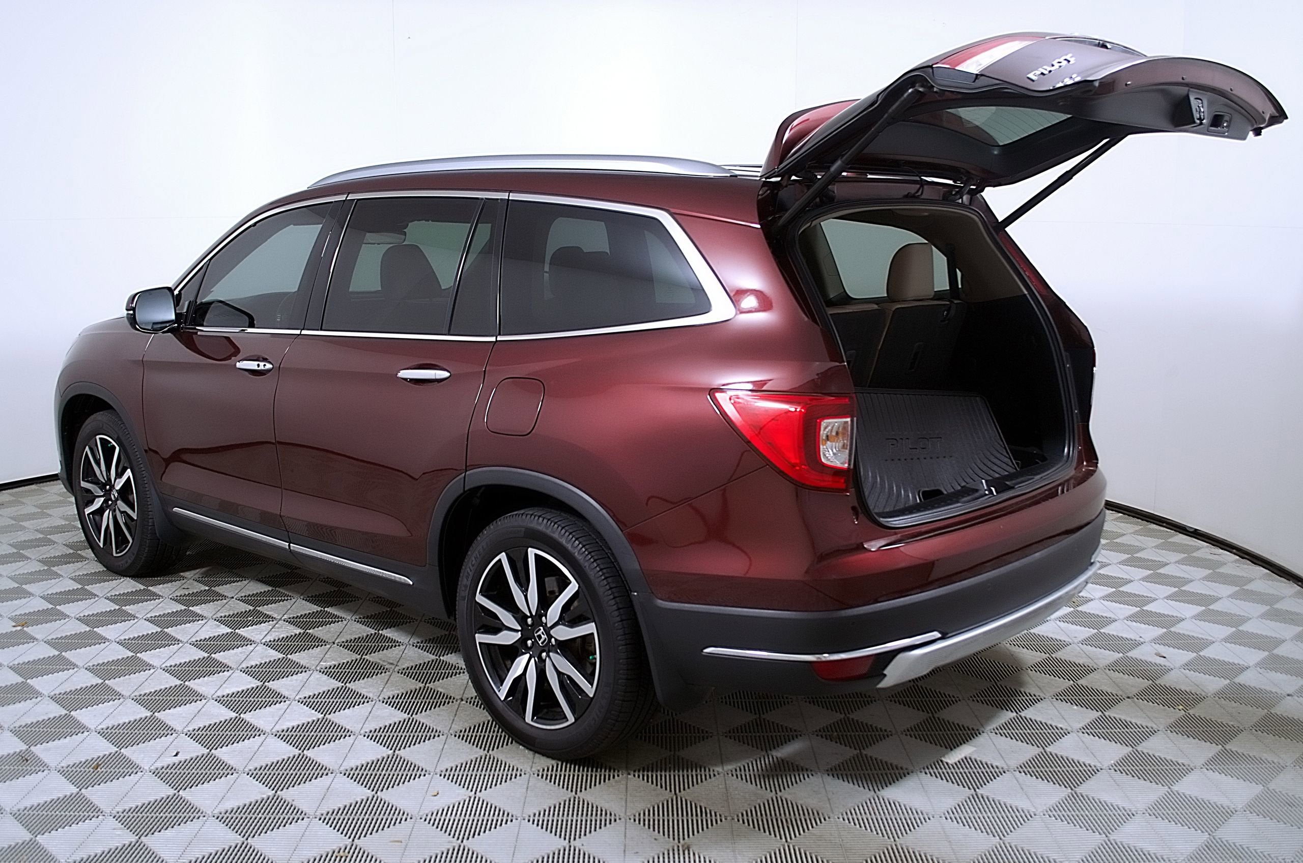 2022 Honda Pilot Touring 7-Passenger
