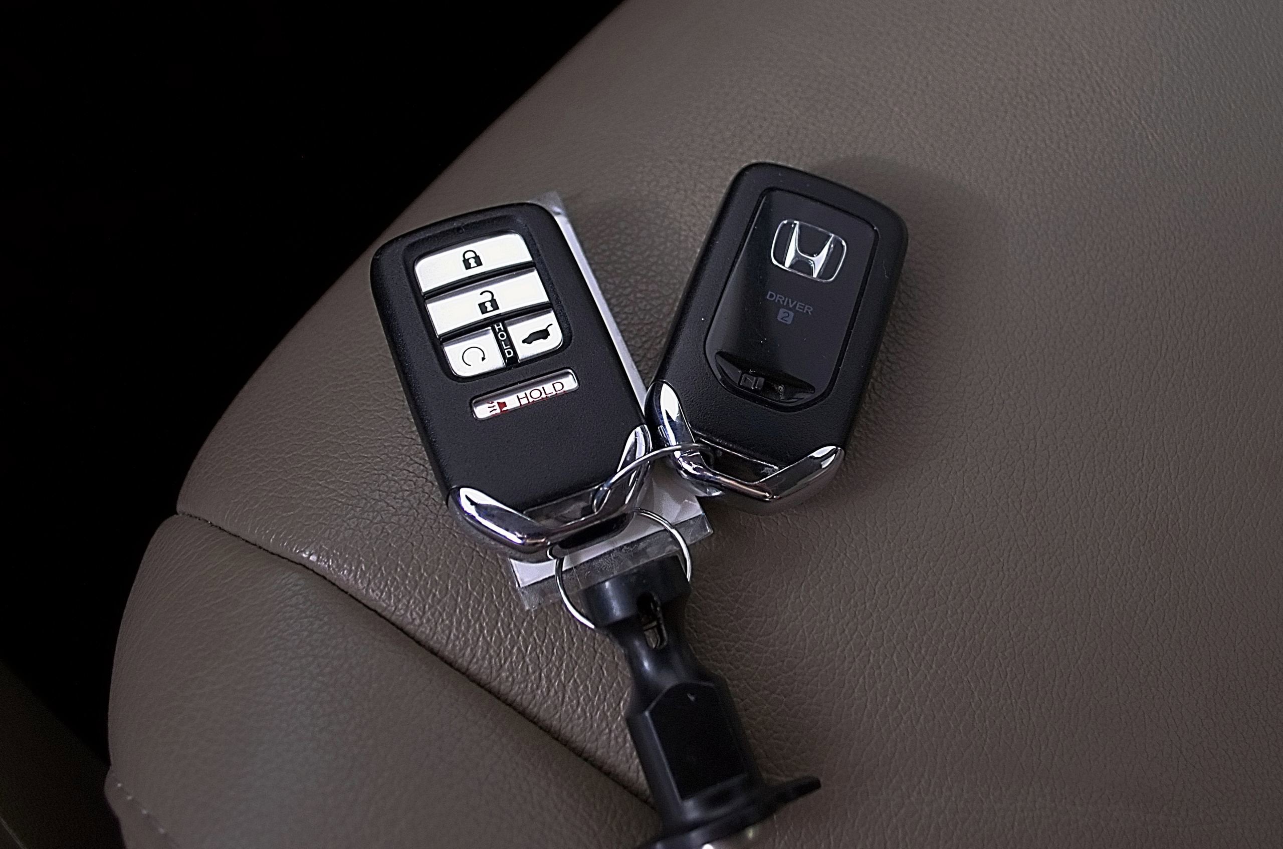 2022 Honda Pilot Touring 7-Passenger