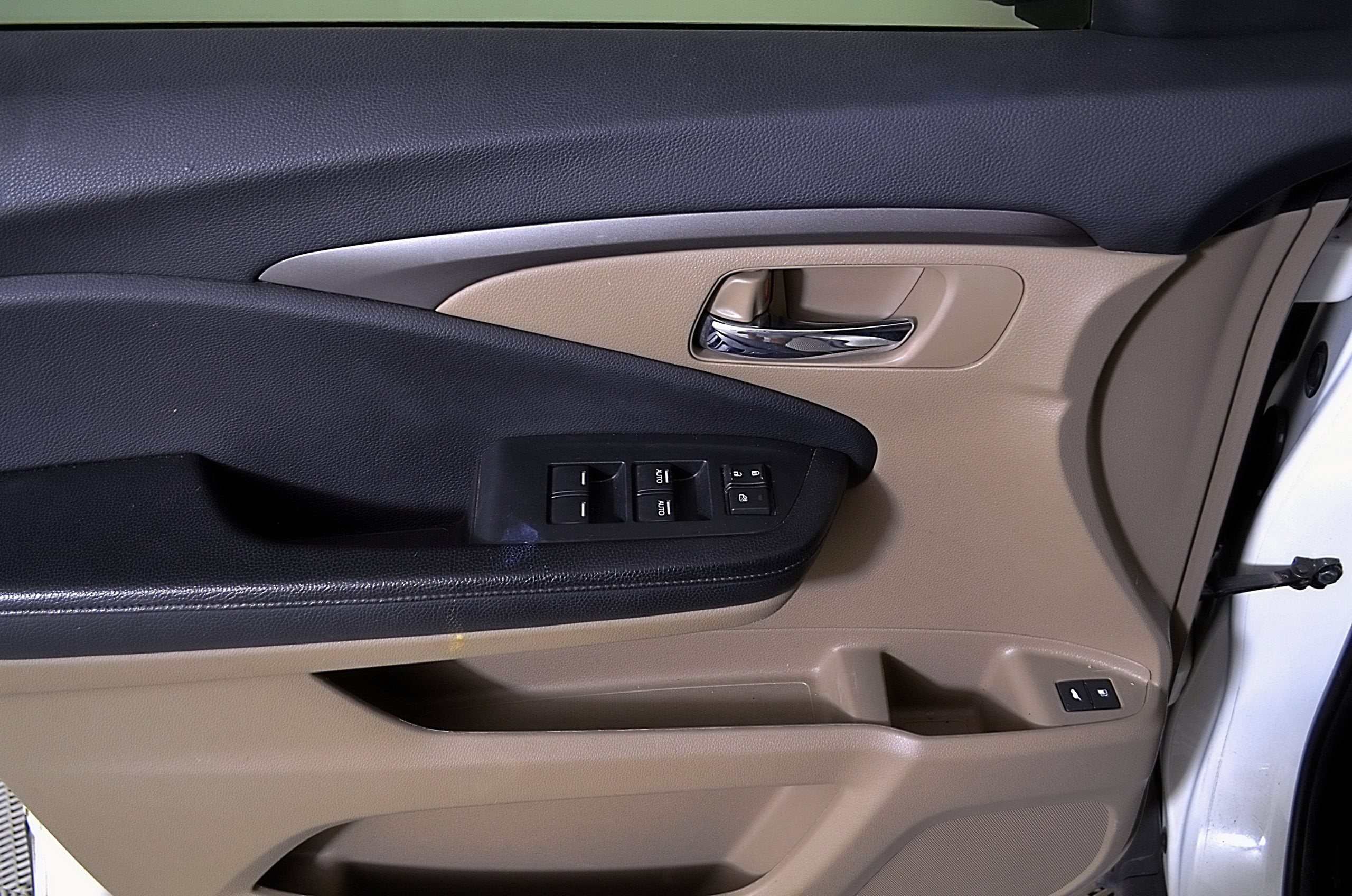 2018 Honda Pilot EX-L w/ Honda Sensing