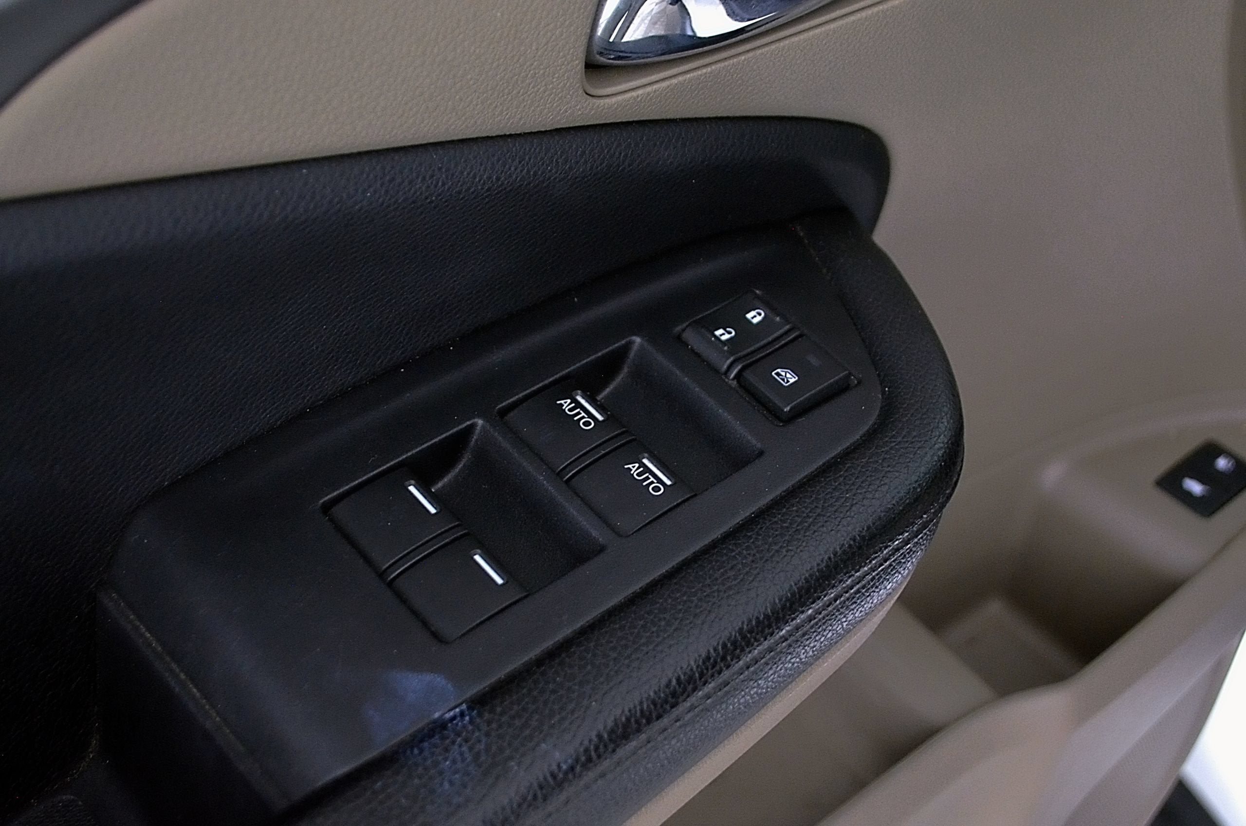 2018 Honda Pilot EX-L w/ Honda Sensing