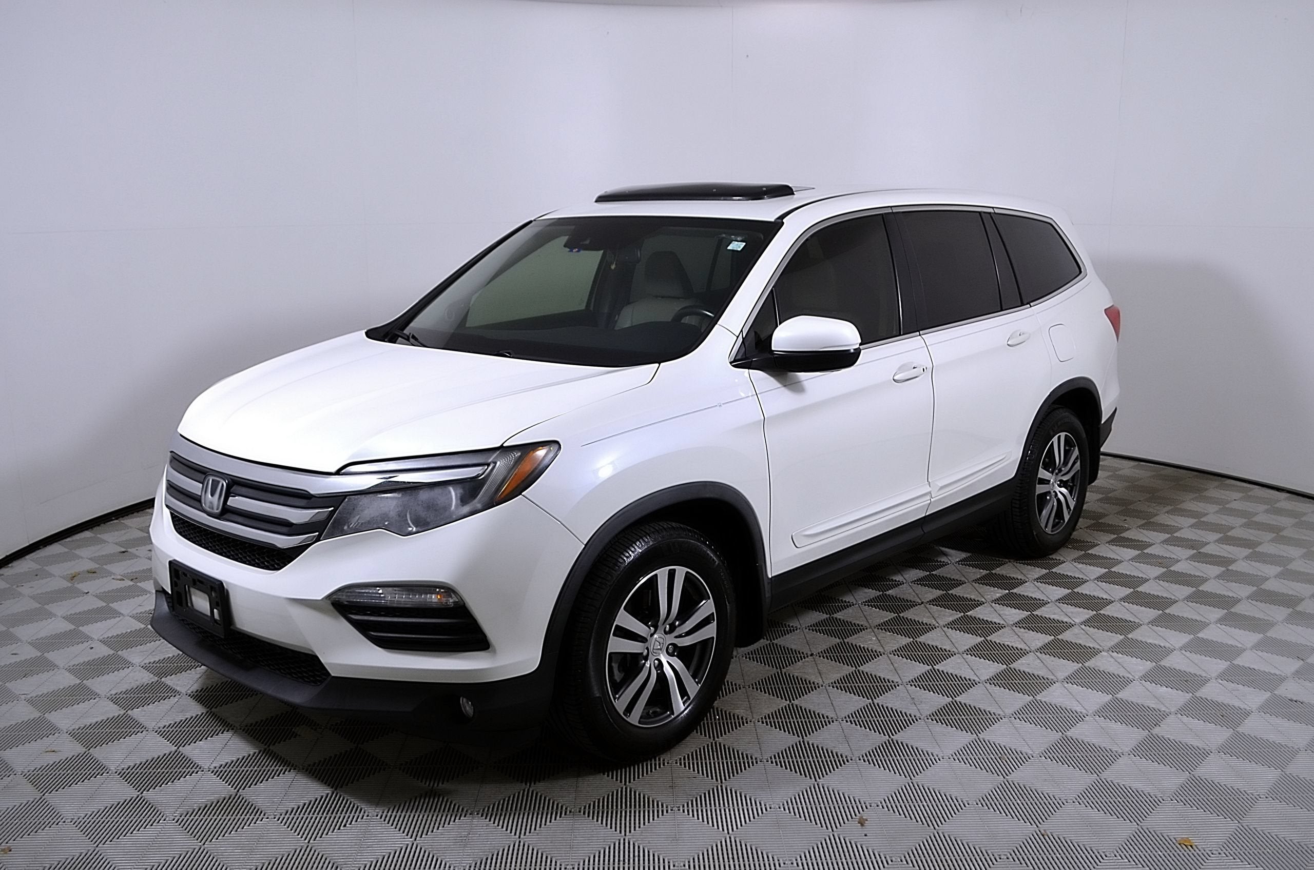 2018 Honda Pilot EX-L w/ Honda Sensing