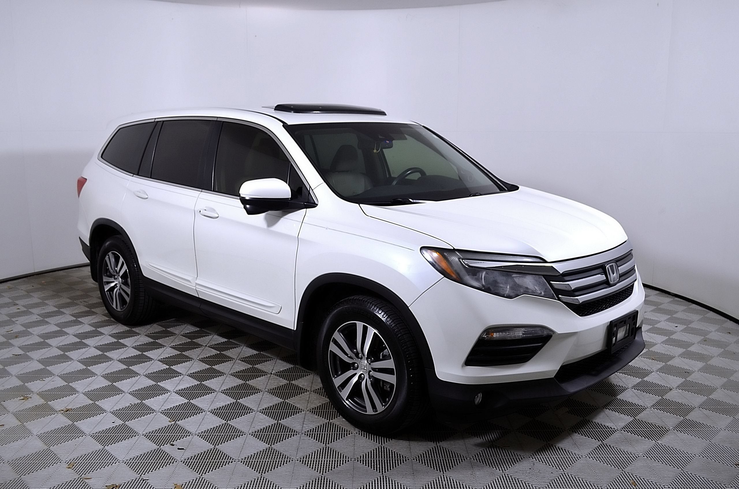 2018 Honda Pilot EX-L w/ Honda Sensing