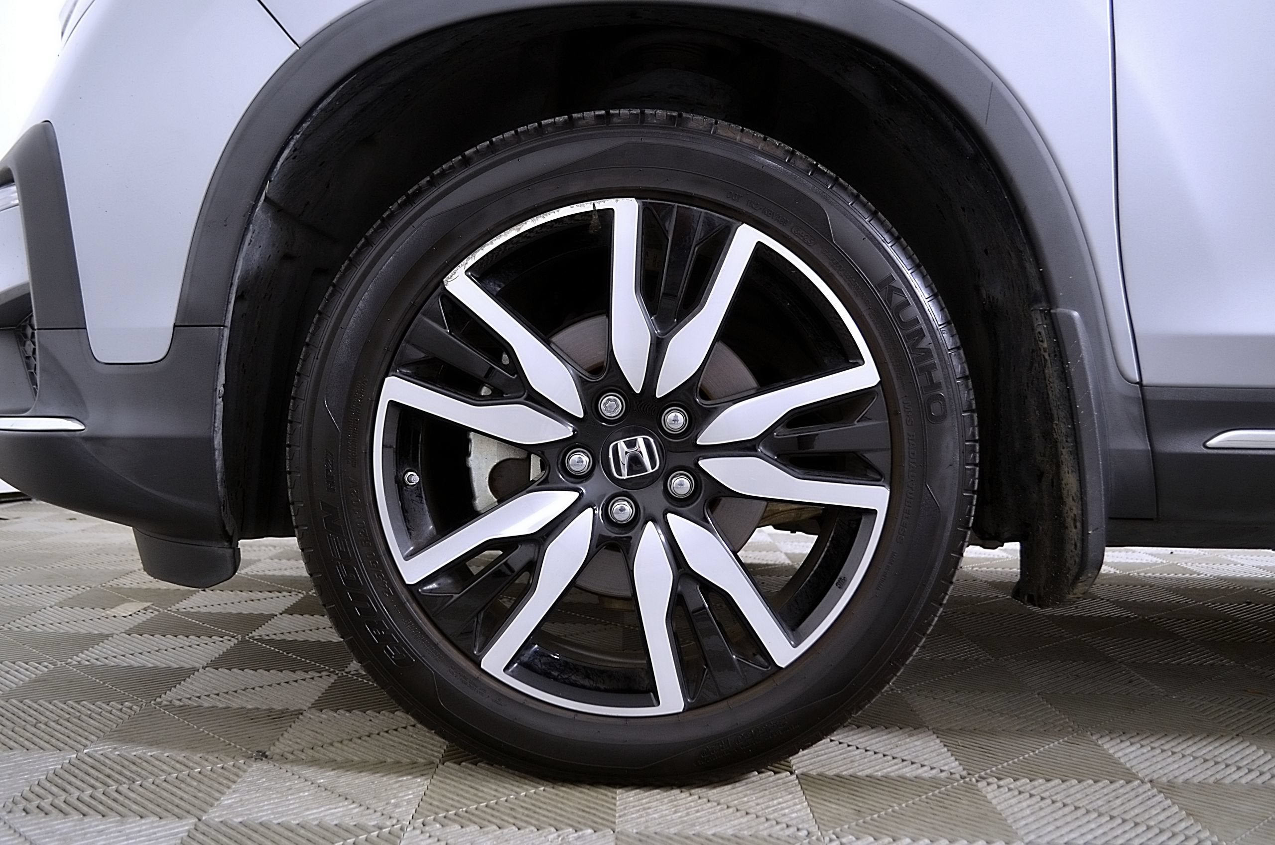 2022 Honda Pilot Touring 8-Passenger