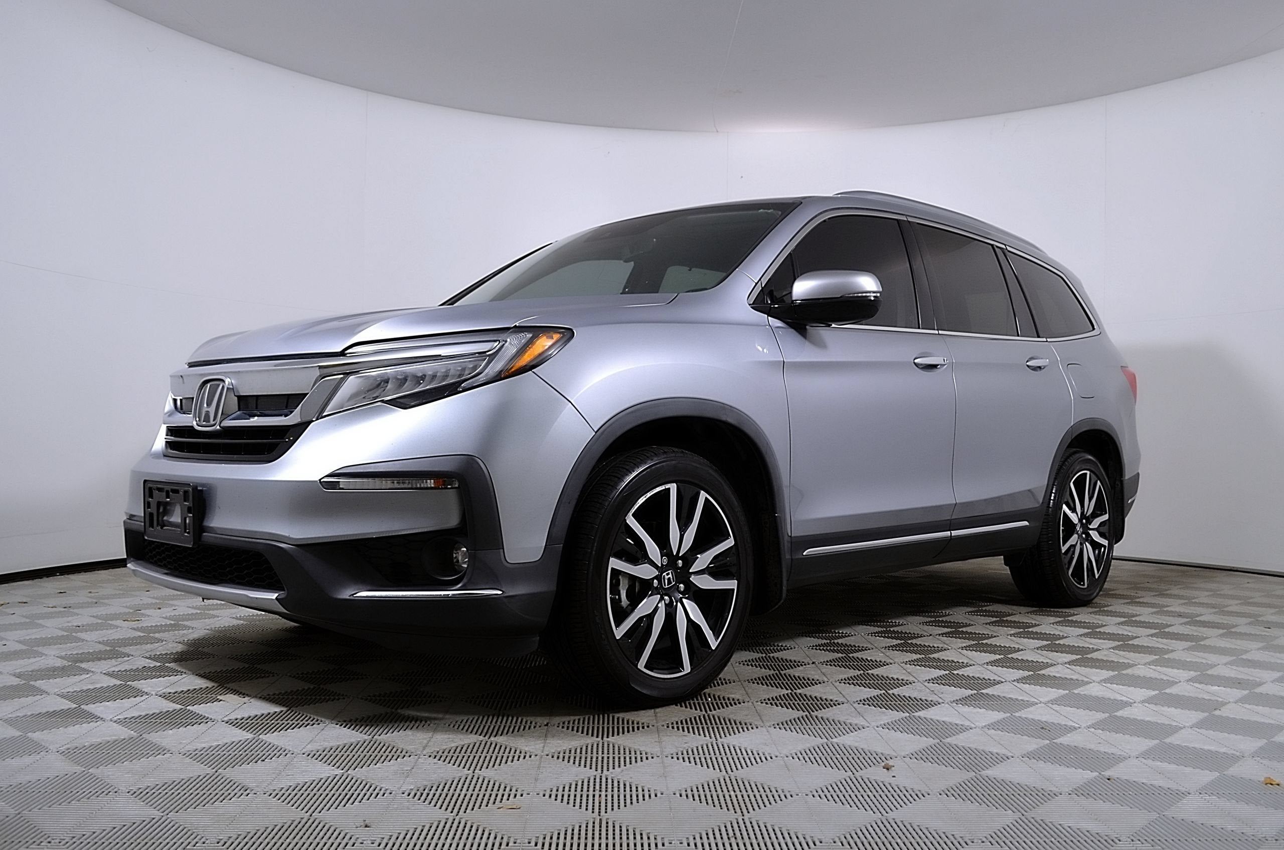 2022 Honda Pilot Touring 8-Passenger